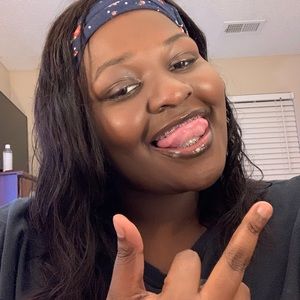 Meet your Posher, N.ilahhh